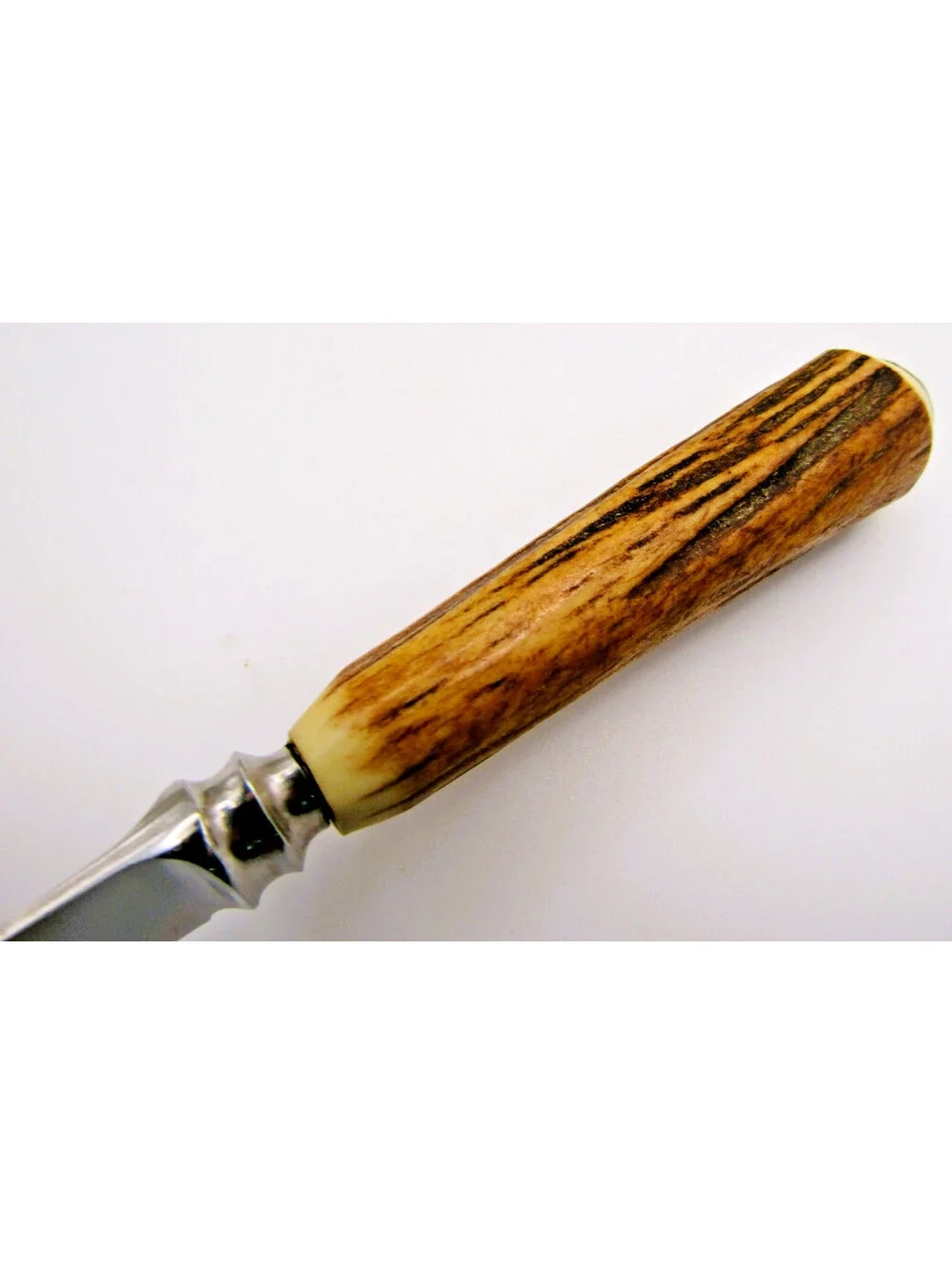 Set of 6 Antler Handle Latham & Owen Excalibur Sheffield England Steak Knives